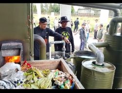 Mbah Sedeng Resah Dengan Sampah, Lahirkan Mesin ” Predator Sampah “
