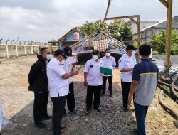 Atasi Bau Menyengat Bagitani, Kepala Desa Kalijirak Dan DLH Karanganyar Hentikan Sementara Oprasional Stock Pond Bagitani