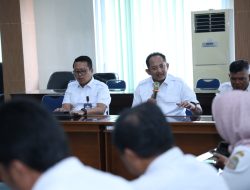 Mas Bupati Sidak, Sambut Lebaran 1446 H Rober – Adhe Kebut Tuntaskan Jalan Berlubang