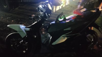 Honda Beat Ringsek Tabrak Tronton Di Depan SPBU Dagen