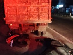 Motor Vario Vs Dump Parkir Dua Warga Brujul Tutup Usia