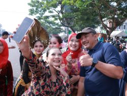 Rayakan Hari Tari Dunia, Rober Dan Istri Nyatakan Penguat Identitas Bangsa