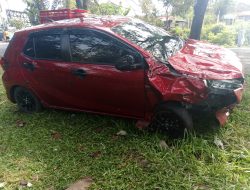 Terlibat Kecelakaan Lalu Lintas Di Timur Tugu Ngipik, Agya Dan Supra Rusak Parah