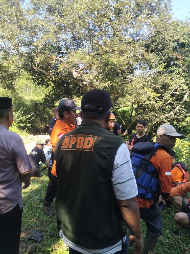 Kecelakaan air yang melibatkan survivor atas nama agus nurdianto
