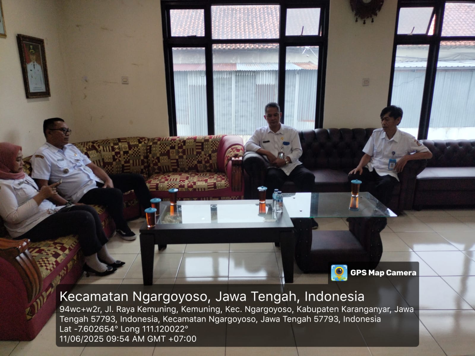 Vandalisme wayahe Ganti Lurah Di Desa Kemuning PLH Camat Ambil Langkah Pembinaan Ke Perangkat Desa