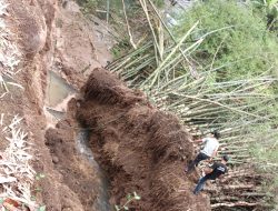 Hujan Deras Picu Tanah Longsor di Dua Kecamatan Karanganyar, Tidak Ada Korban Jiwa