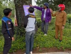 Peduli Lingkungan, Bupati Karanganyar Rober Christanto Tegur Pemasang Iklan di Pohon