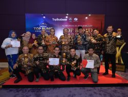 Prestasi Gemilang 4 BUMD Karanganyar Hantarkan Bupati Raih Penghargaan Nasional