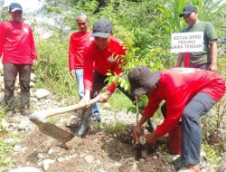 Sumanto Bangkitkan Kembali Mitologi Lokal Penunggu Pohon Besar untuk Rawat Bumi Bersama Relawan Jogo Kali