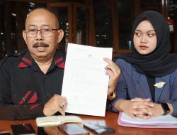 Suami Terjerat Cinta dengan Perangkat Desa, Mantan Istri Desak WIL Tersebut Dipecat