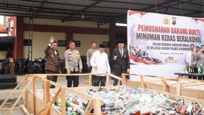 Tekan Angka Kriminalitas Jelang Nataru, Polres Karanganyar Musnahkan 3.326 Liter Miras